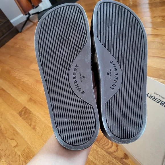 Burberry Women's Plaid Slide Slippers - Black and Tan